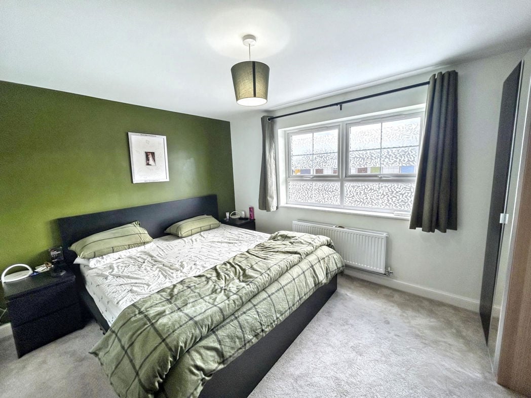 Property image 10 of 15