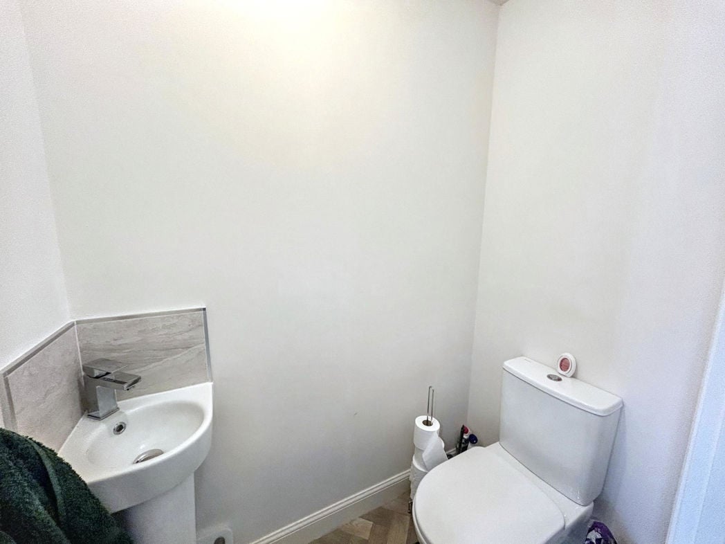 Property image 6 of 15