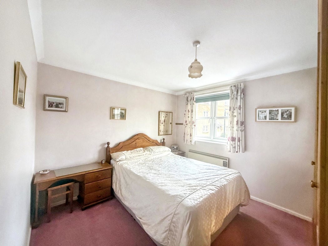 Property image 6 of 7
