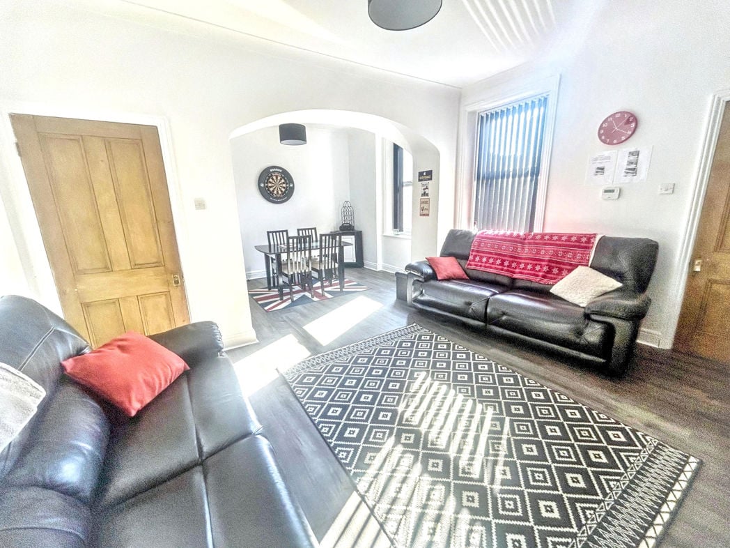 Property image 5 of 13