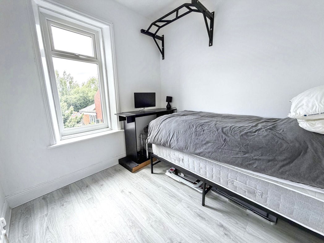 Property image 10 of 12