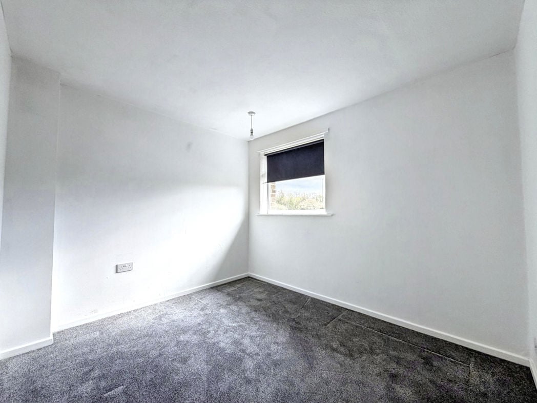 Property image 6 of 7