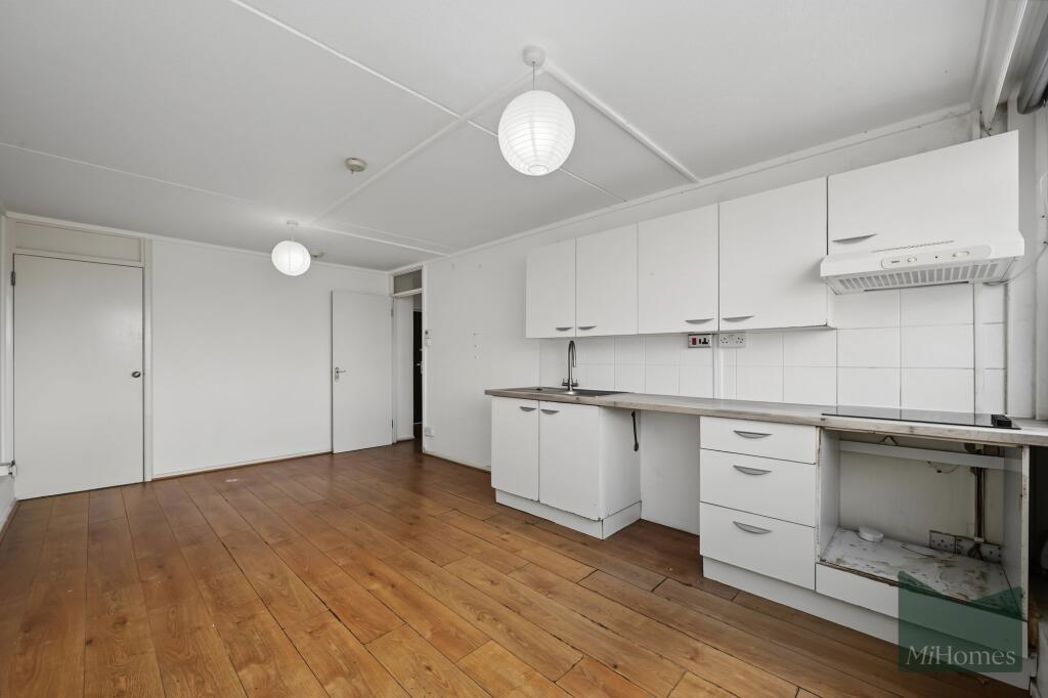 Property image 1 of 12