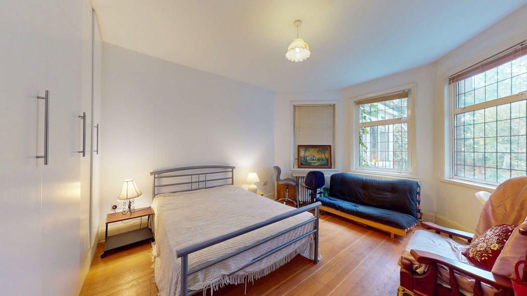 Property image 2 of 22