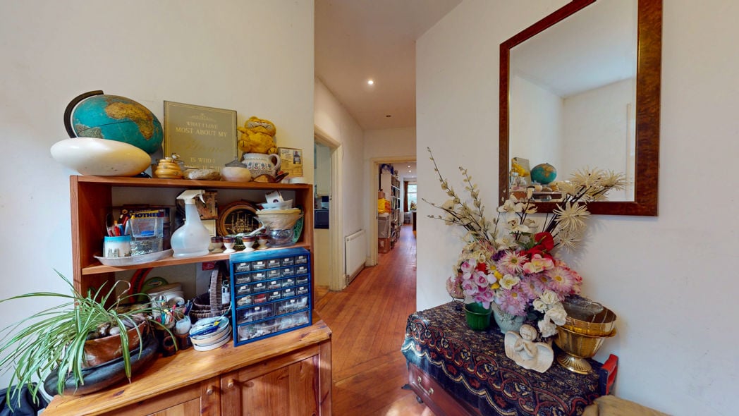 Property image 3 of 22