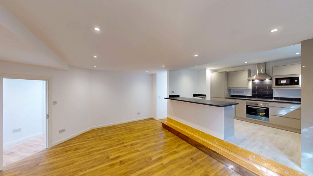 Property image 16 of 22