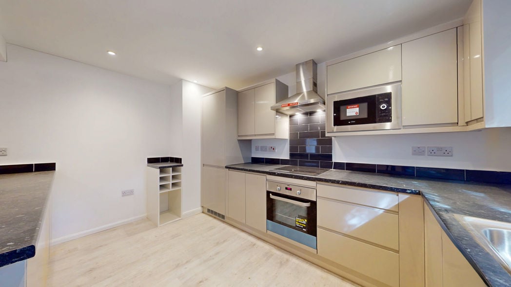 Property image 18 of 22