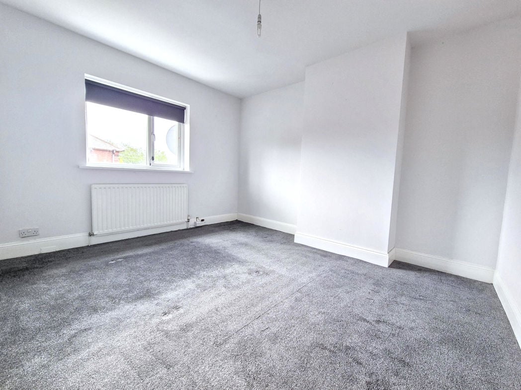 Property image 9 of 15
