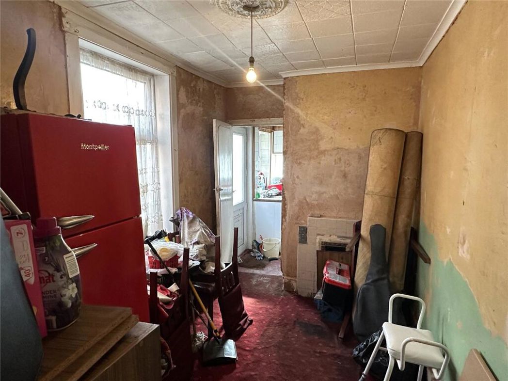 Property image 2 of 14