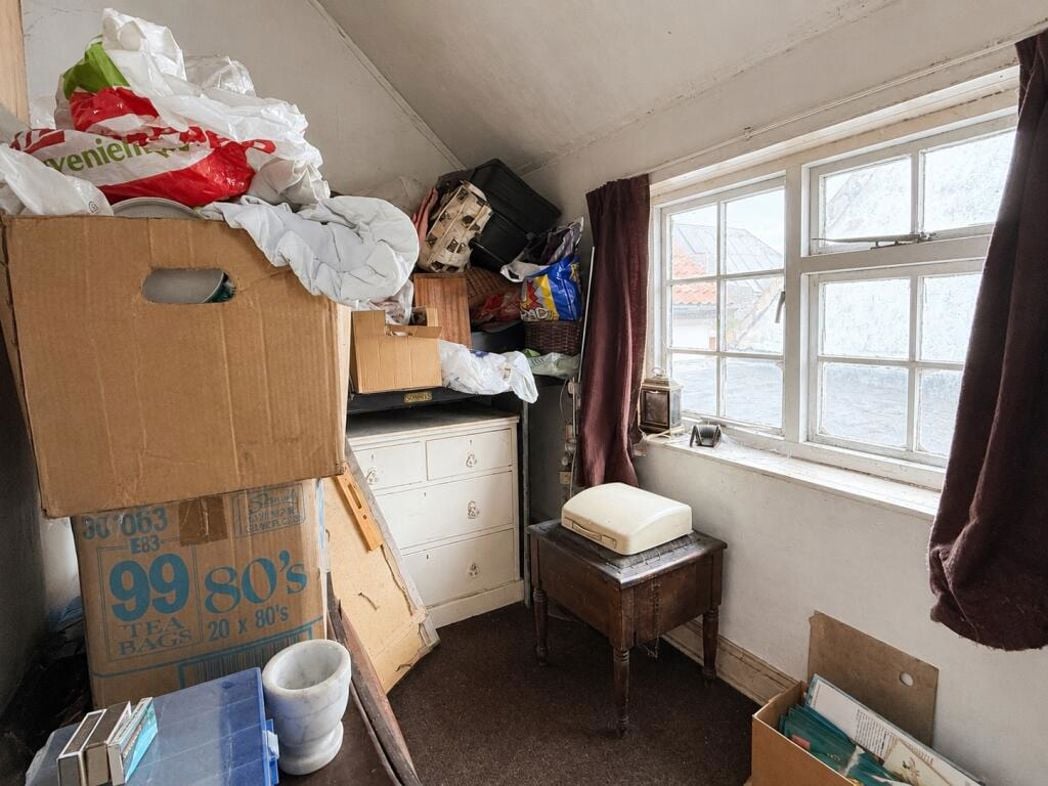 Property image 5 of 11