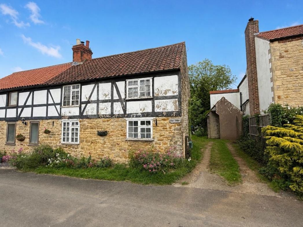 Property image 1 of 11