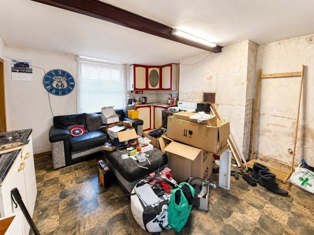 Property image 10 of 11