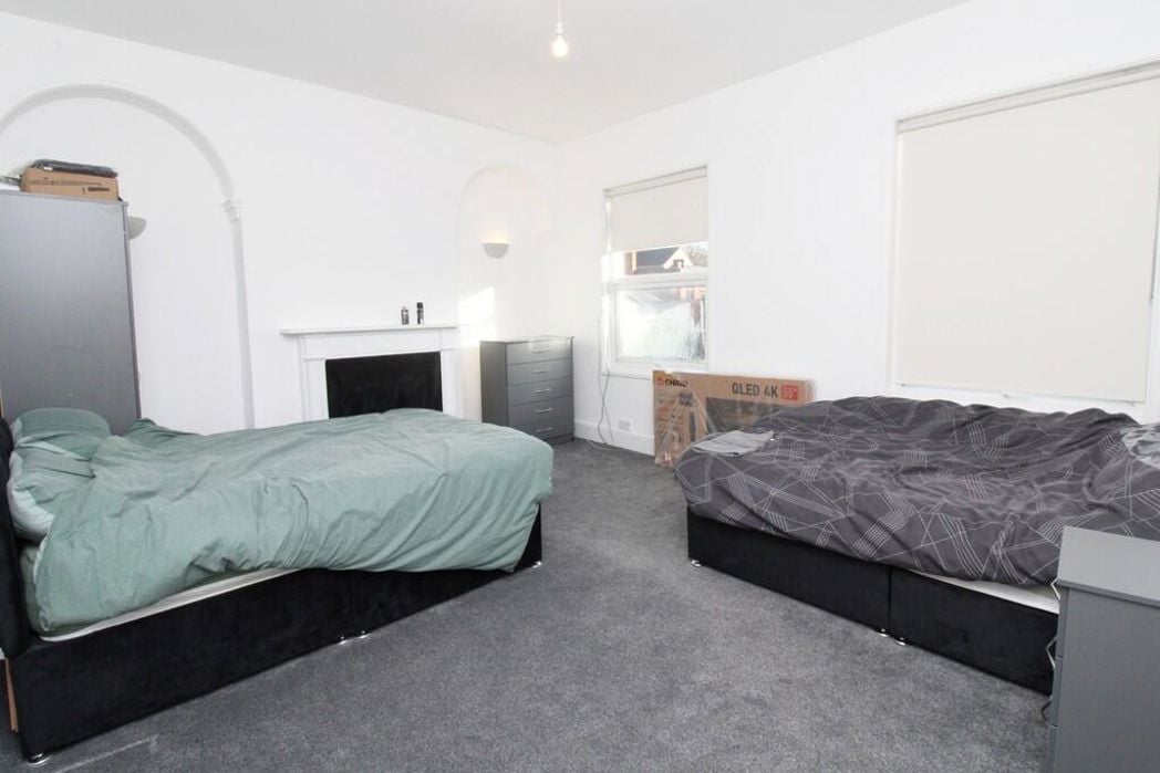 Property image 5 of 19