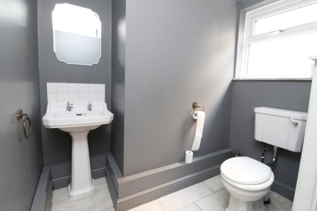 Property image 7 of 19