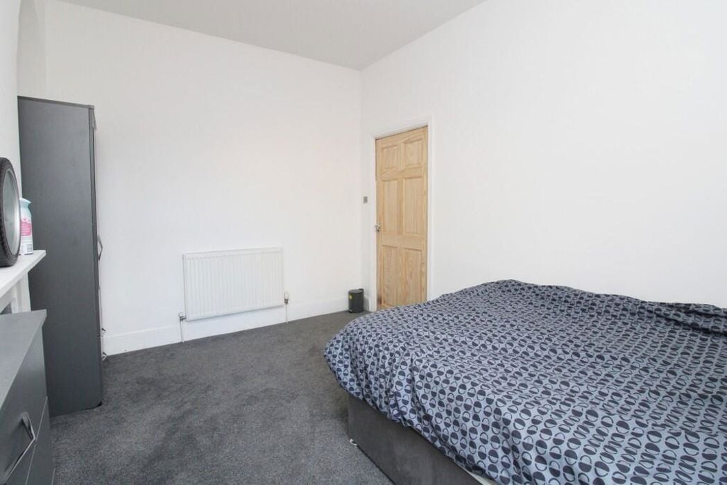Property image 16 of 19