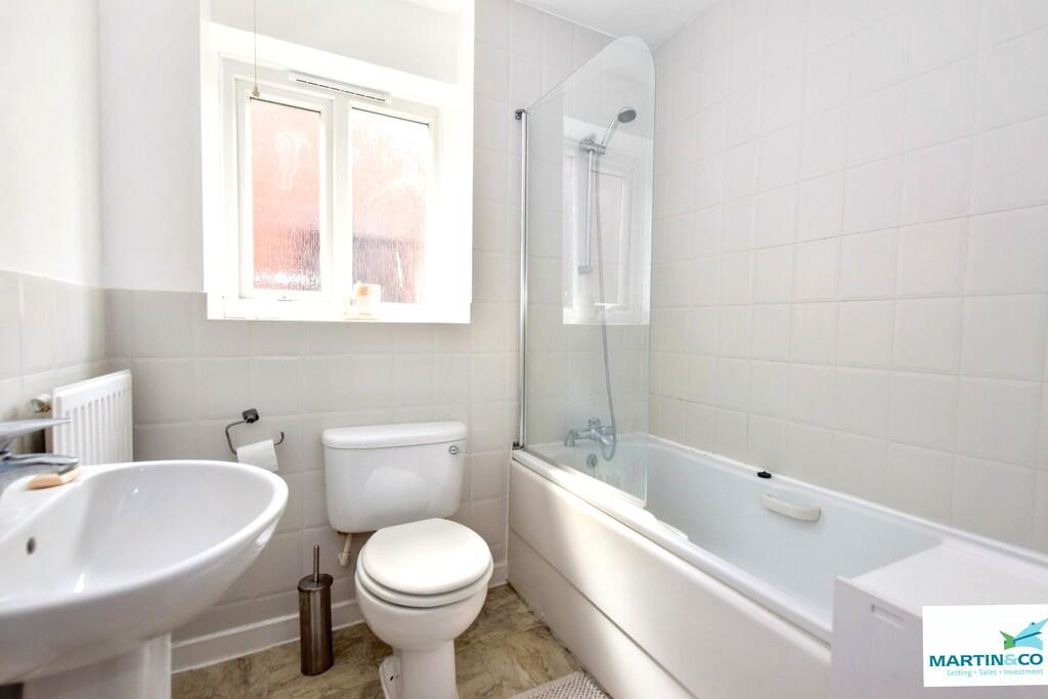 Property image 14 of 31