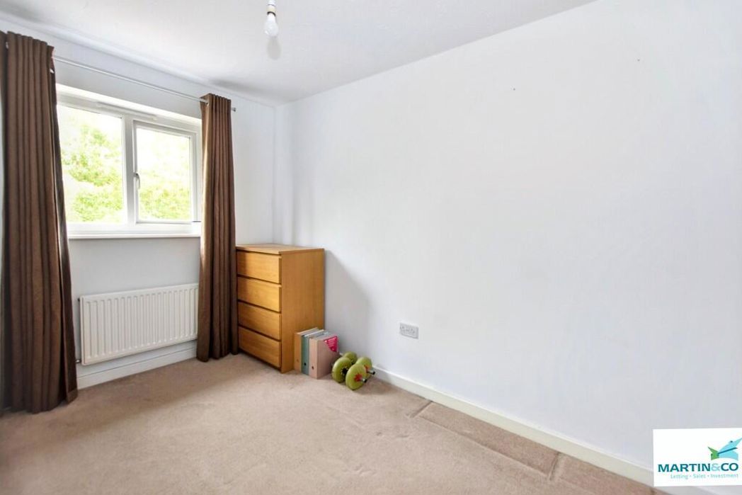 Property image 24 of 31