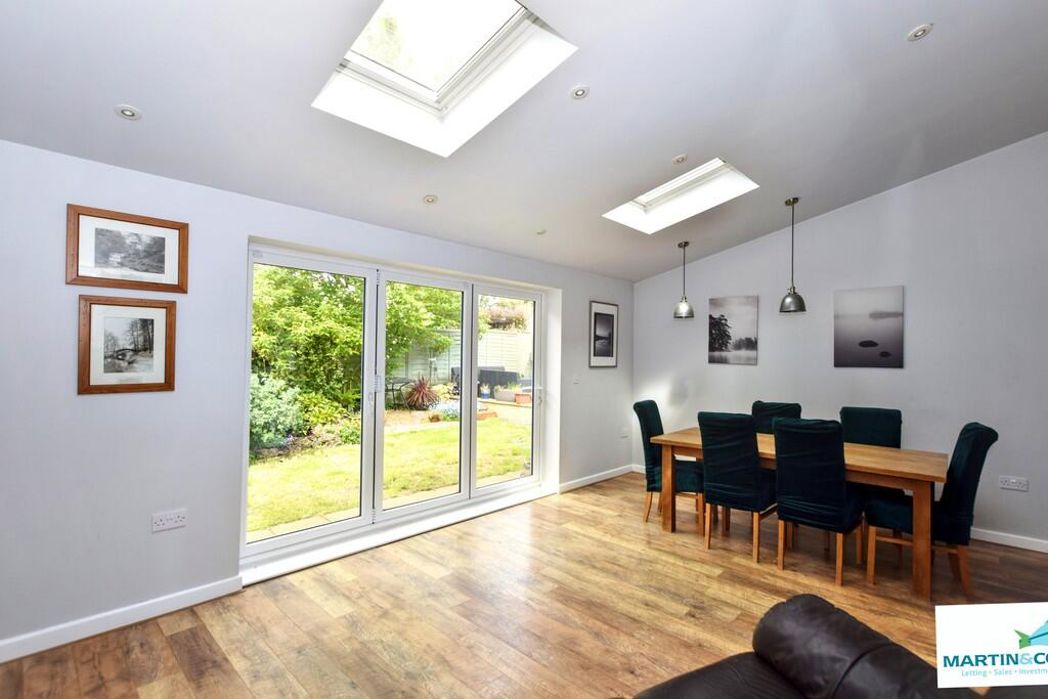 Property image 6 of 31