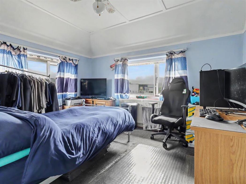 Property image 4 of 29