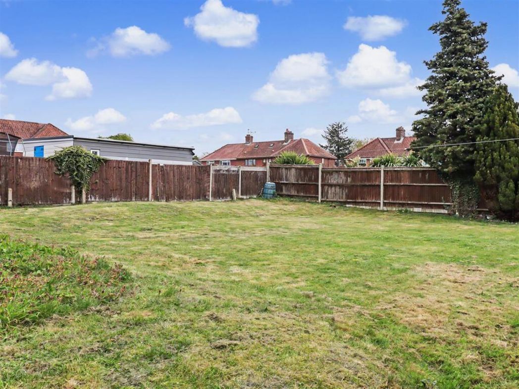 Property image 18 of 29