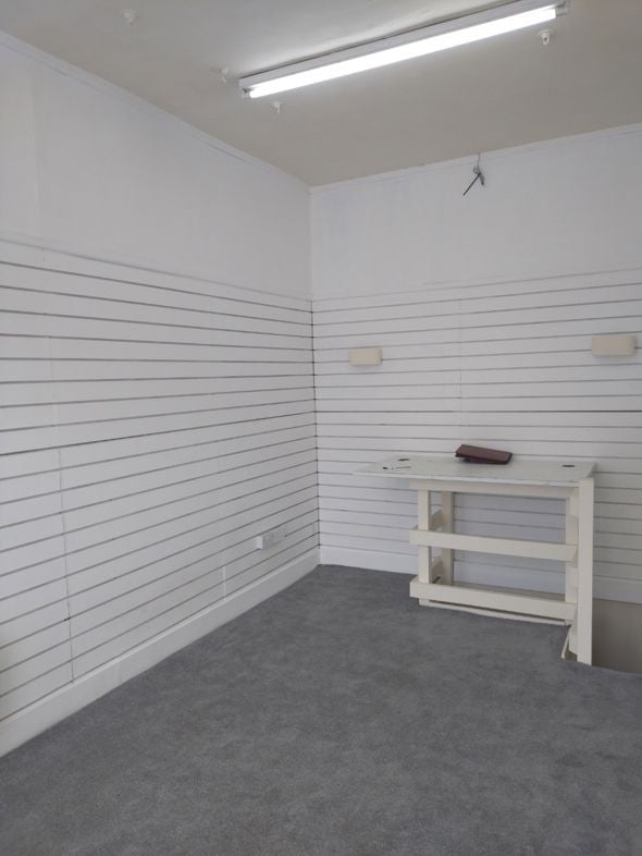 Property image 4 of 8