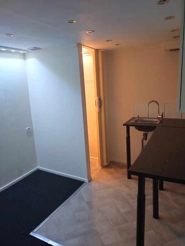 Property image 7 of 8