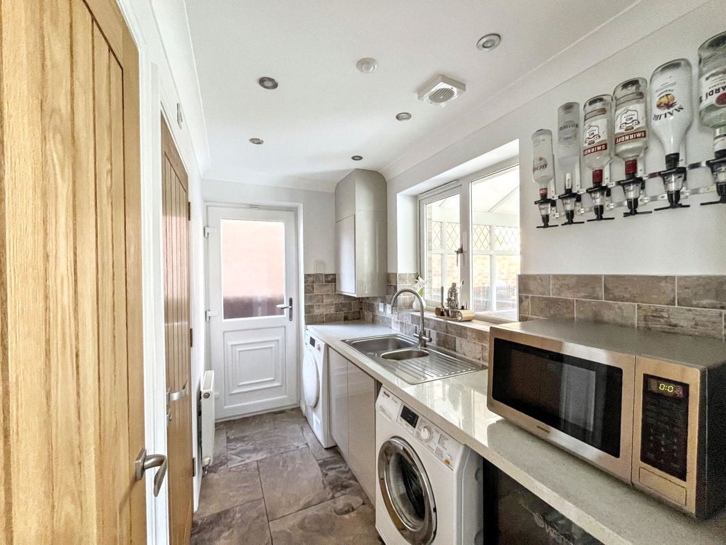 Property image 7 of 23