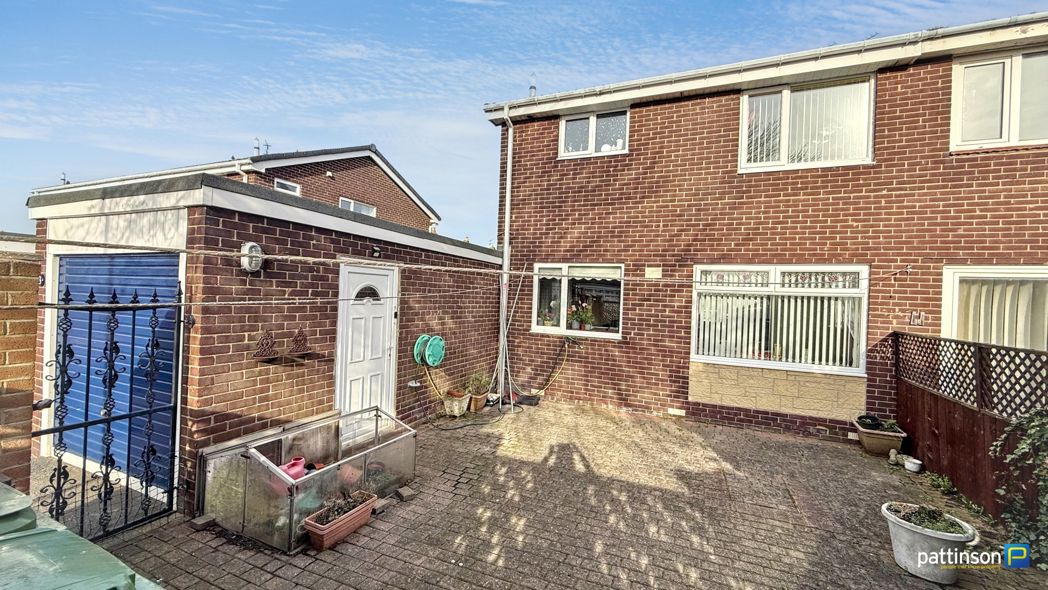 Property image 14 of 16