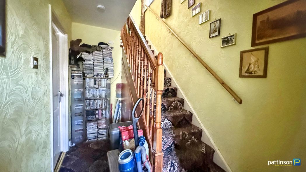 Property image 2 of 16