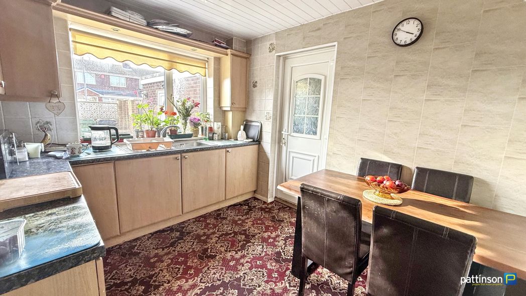 Property image 7 of 16