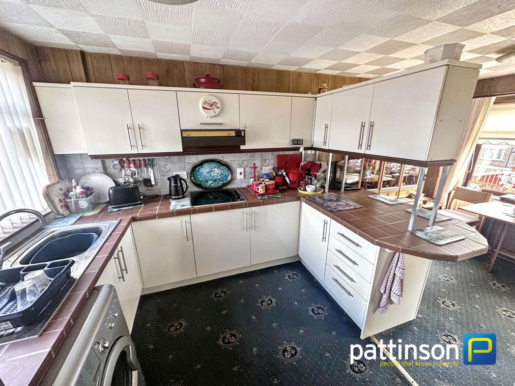 Property image 3 of 12
