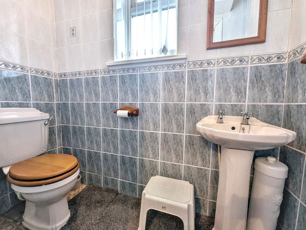 1st Floor WC