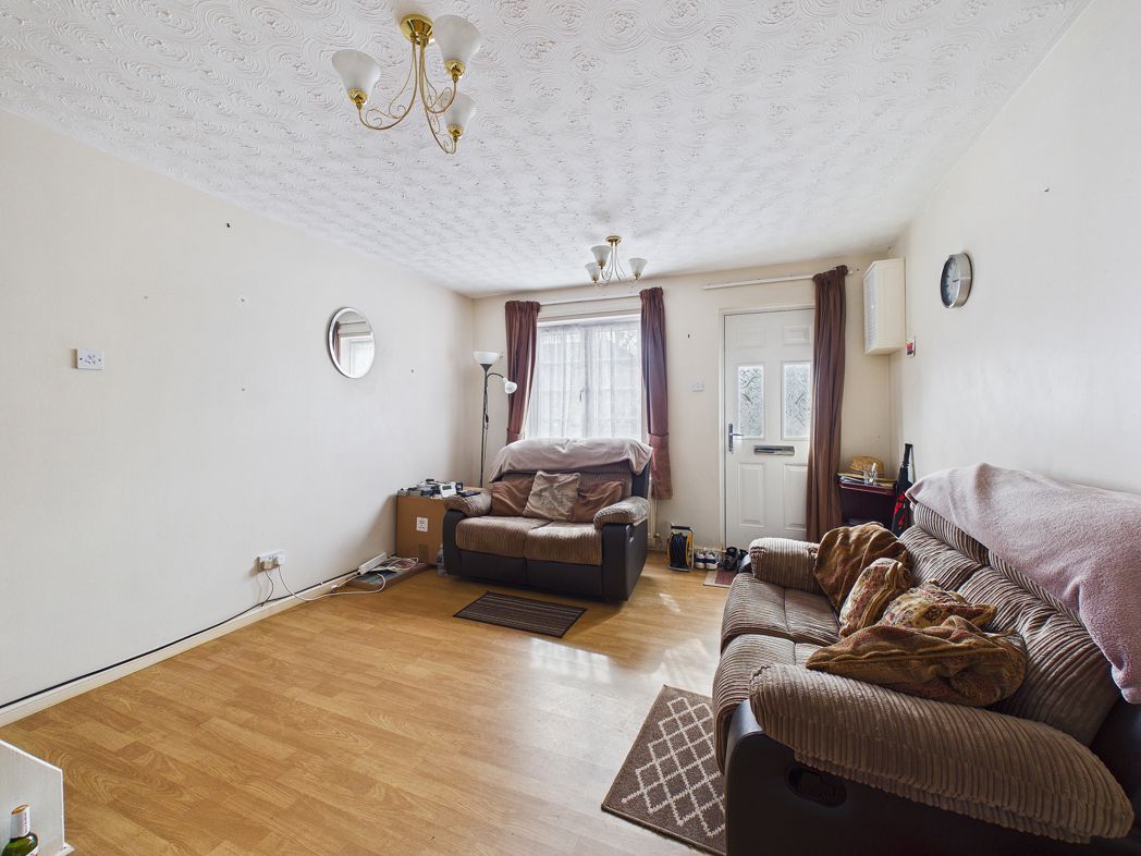 Property image 3 of 8