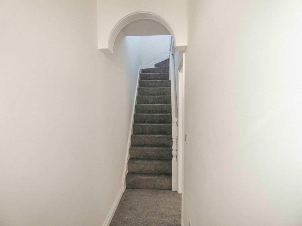Property image 4 of 14