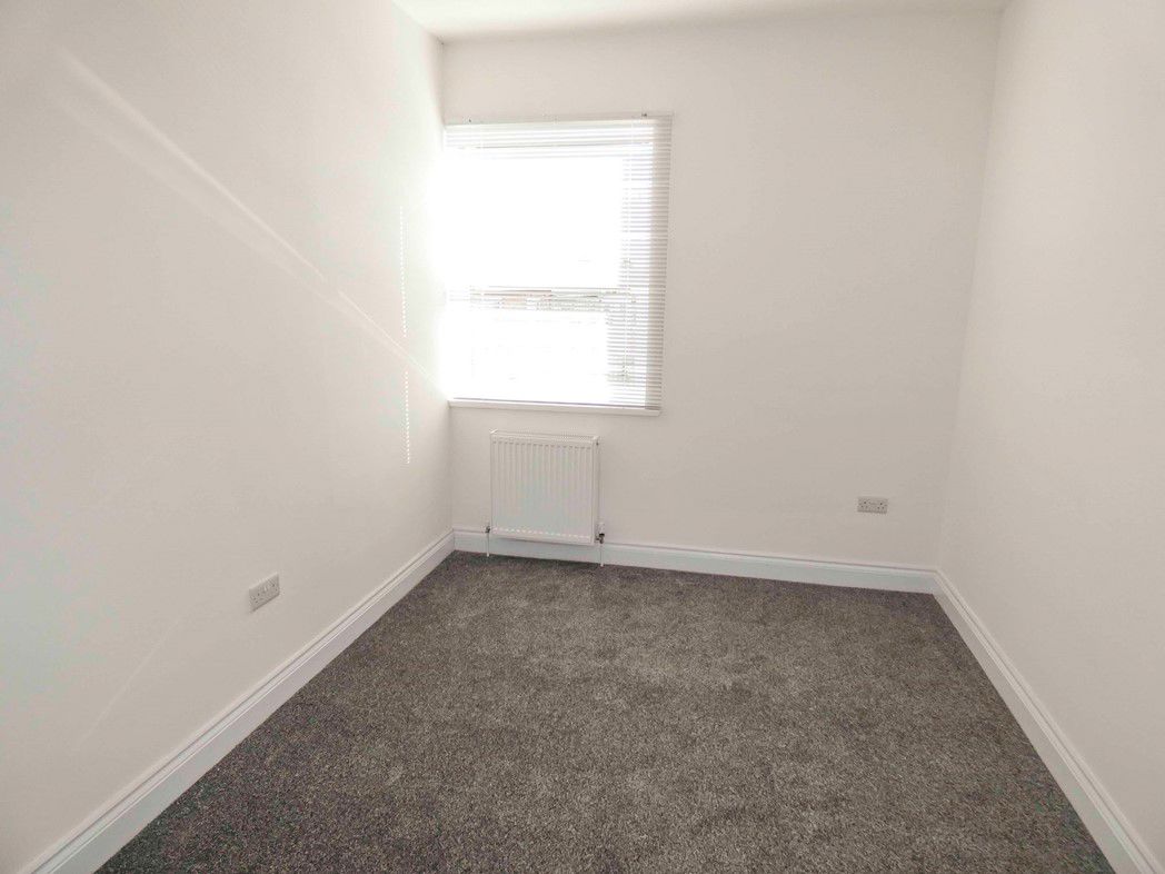 Property image 10 of 14