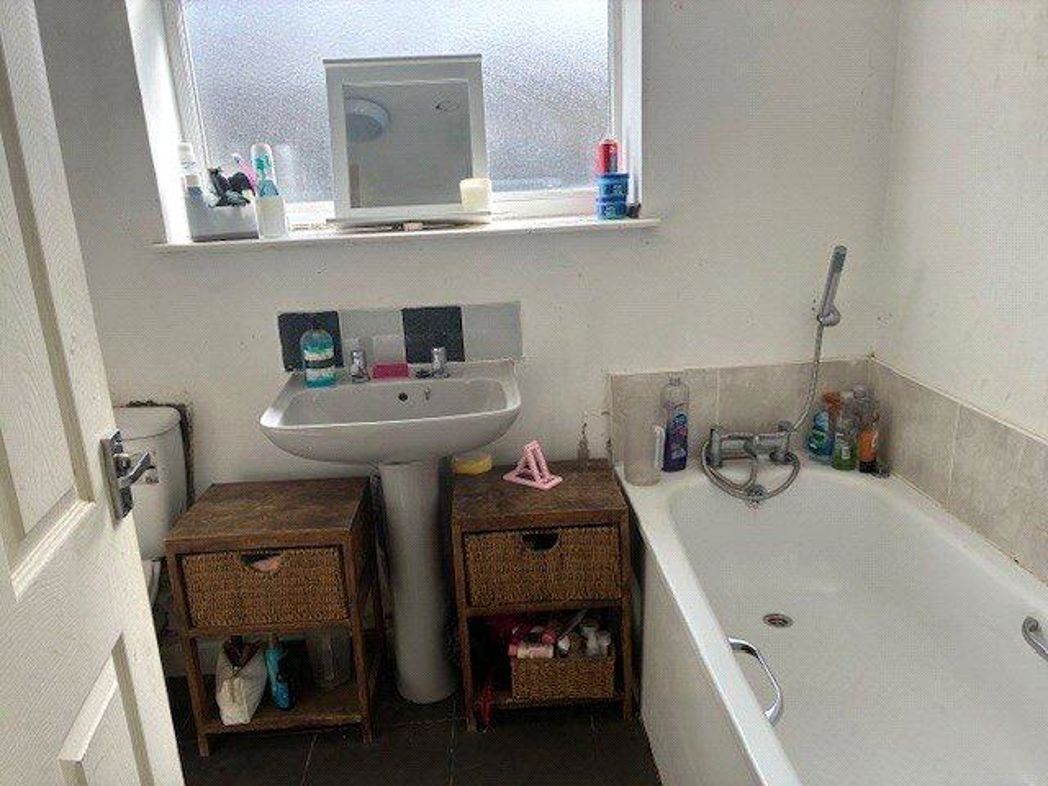 Property image 6 of 14