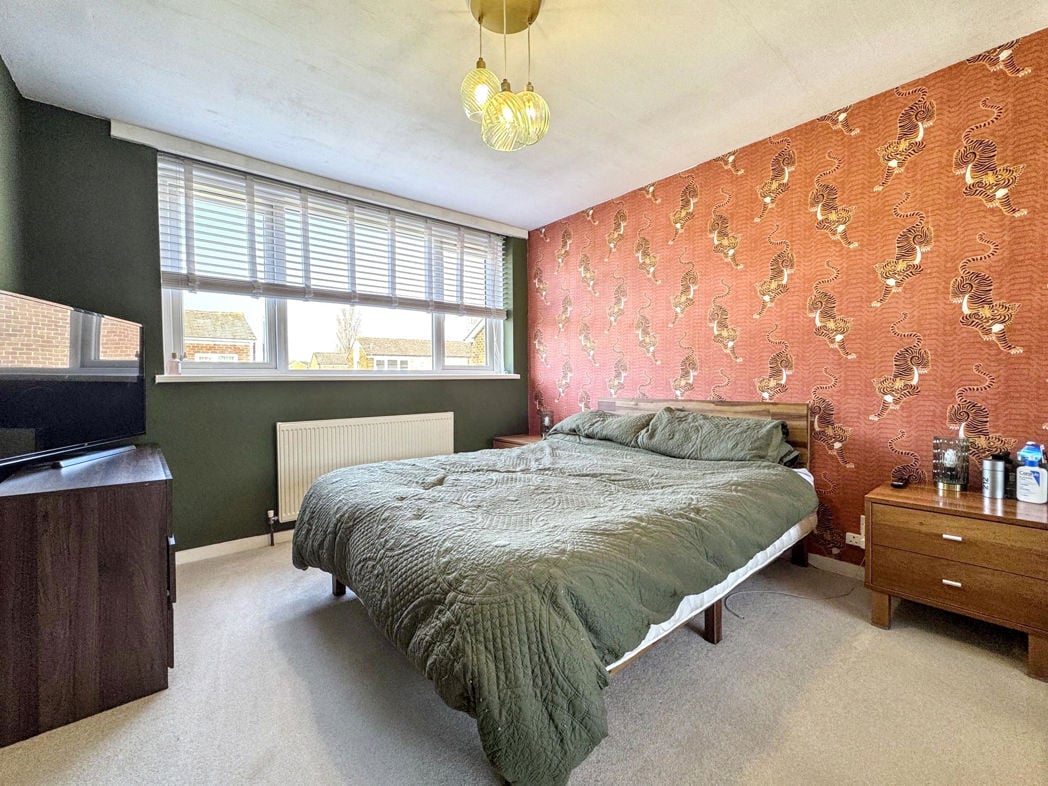 Property image 11 of 22