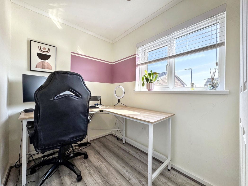 Property image 15 of 22
