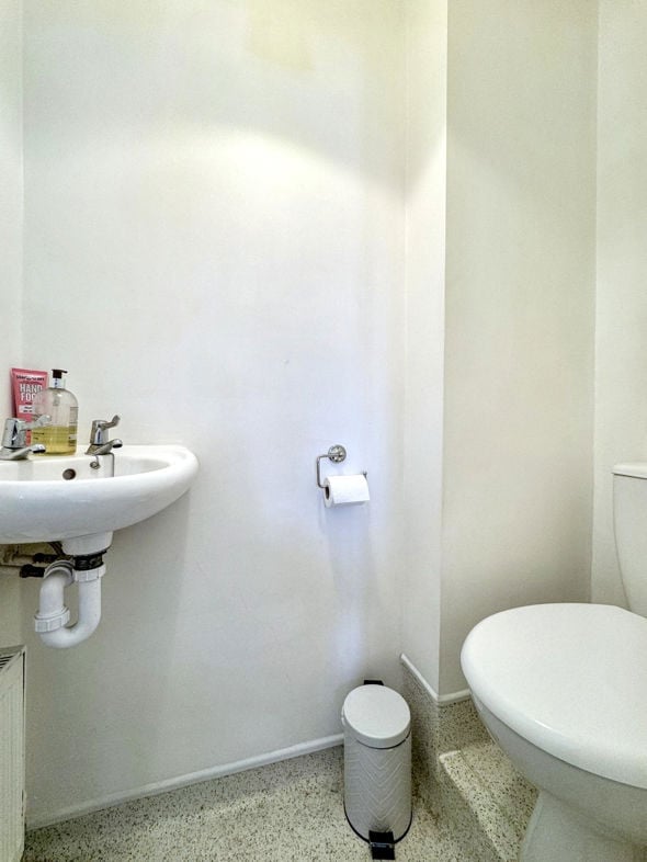Property image 18 of 22