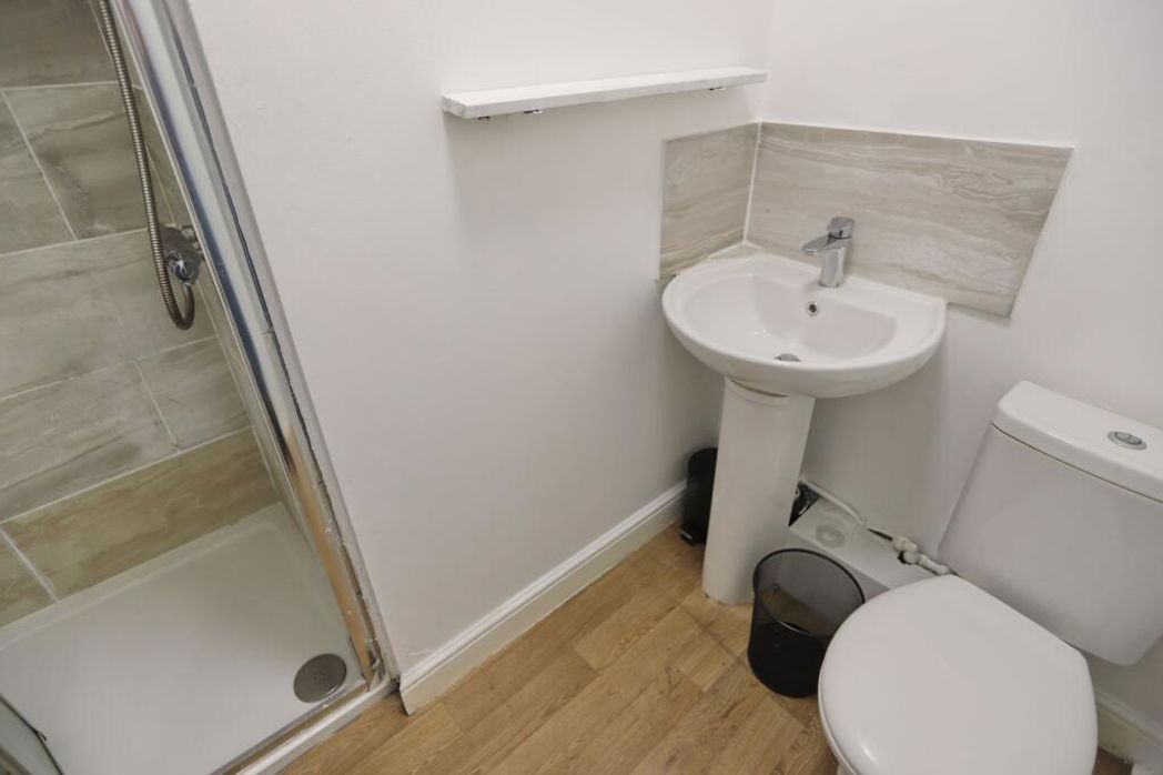 Property image 10 of 19