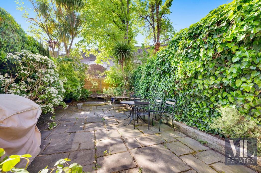 Property image 8 of 8