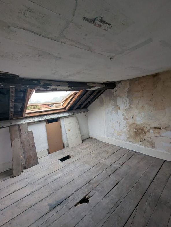 Property image 20 of 25