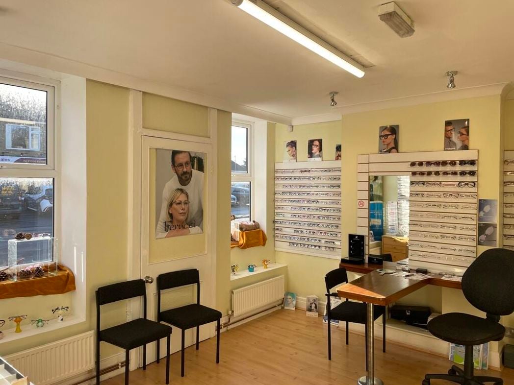 Property image 2 of 25