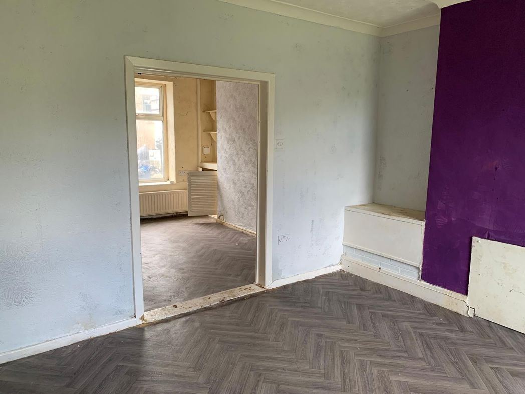 Property image 2 of 15