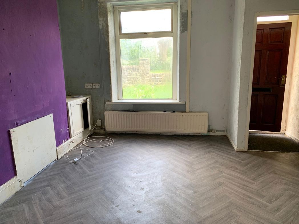 Property image 8 of 15