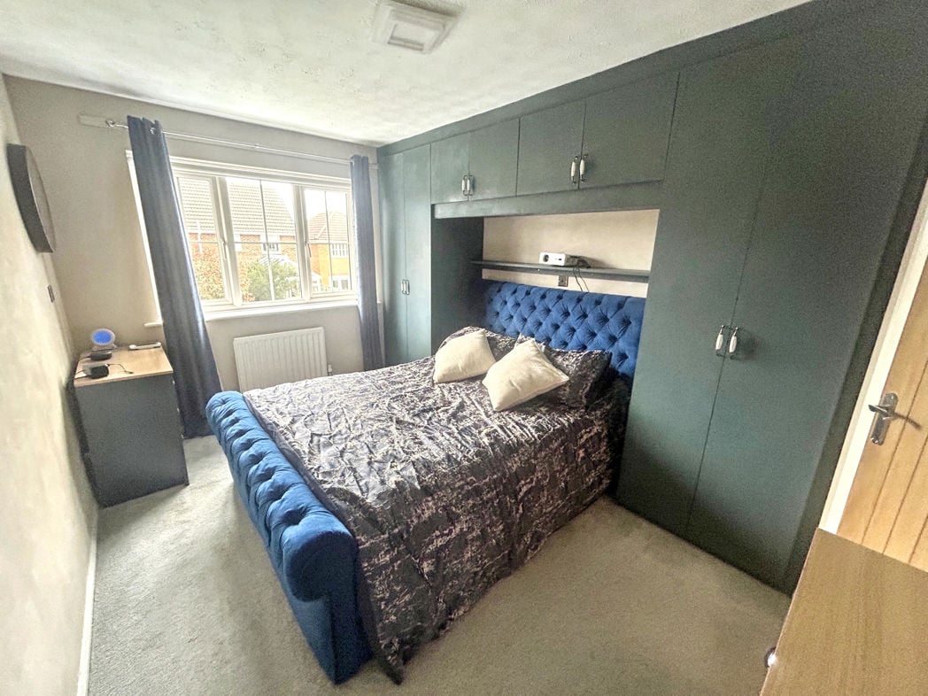 Property image 8 of 21