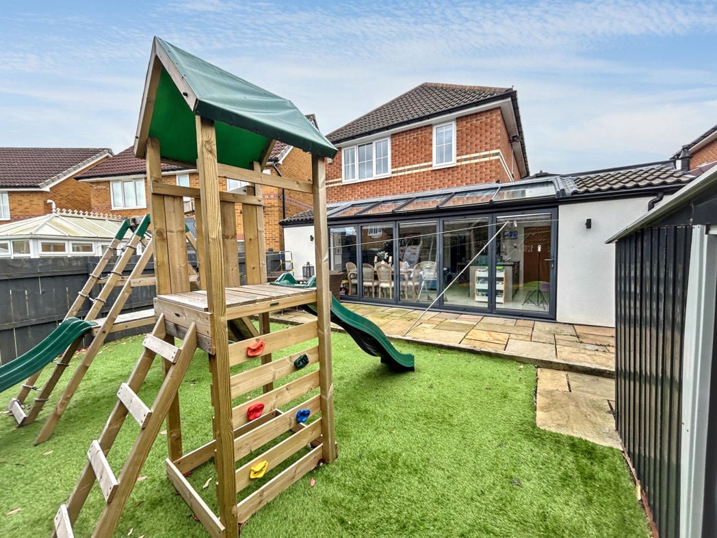 Property image 17 of 21