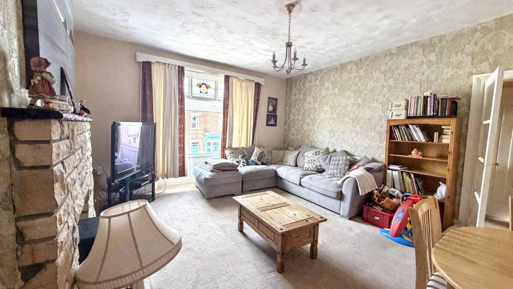 Property image 8 of 17