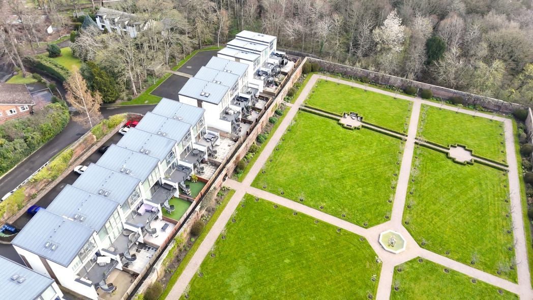 Property image 27 of 38