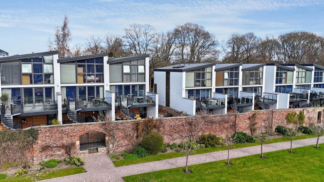 Property image 22 of 38